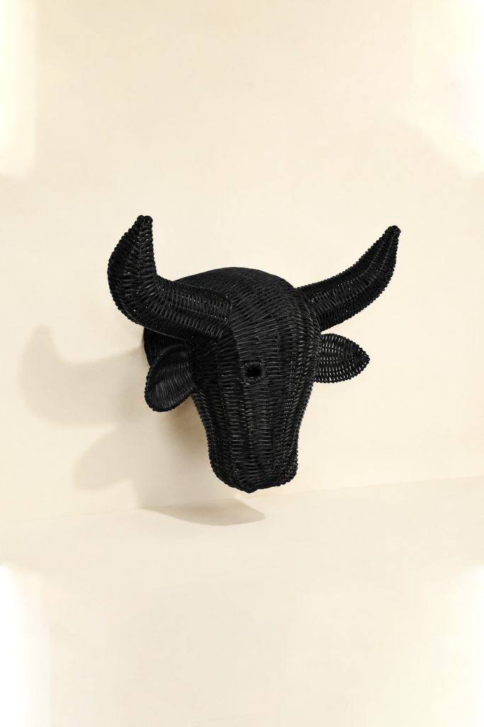 #10007 Head Bull Rattan Animal (black)